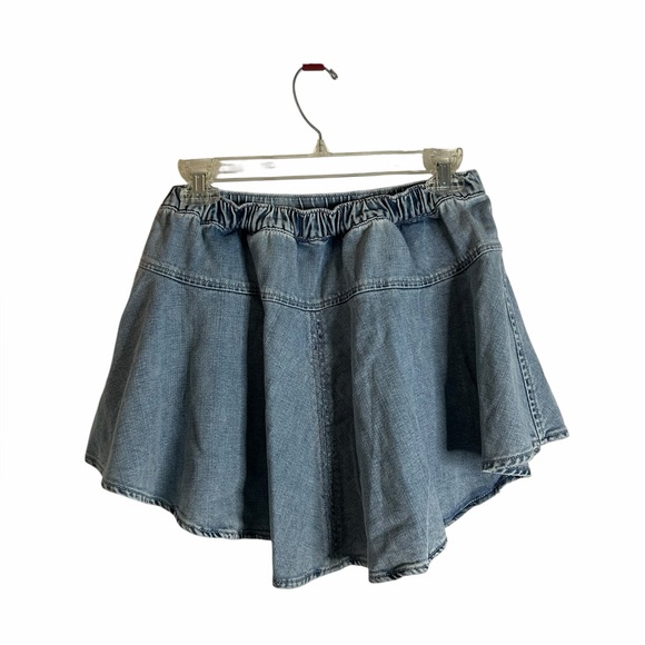 Aerie Blue Denim Circle Mini Skirt Asymmetrical Hem Womens Size Medium NWT - Picture 4 of 11